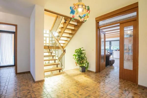 Immobilie in March - Einfamilienhaus mit Einliegerwohnung in schöner Wohnlage von Hugstetten - Bild 1