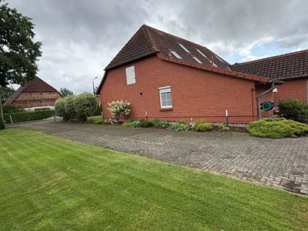 Immobilie in Alt Krenzlin - Altes Landhaus mit 2.000 m² Garten  - Bild 1