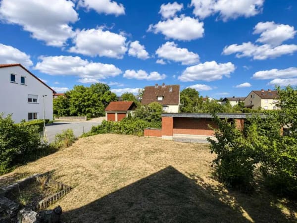 Immobilie in Veitshöchheim - Raum für Familie, Hobby und Zukunft – Einfamilienhaus mit Einliegerwohnung - Bild 2