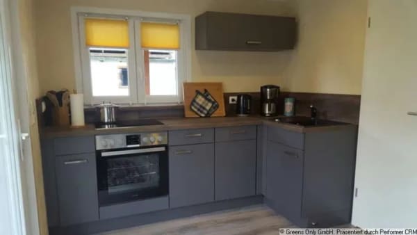Immobilie in Teterow - DER SOMMERTRAUM IM LAND DER MECKLENBURGISCHEN SEENPLATTE - REETGEDECKTES HAUS AUF 220m² EIGENGRUND - Bild 4