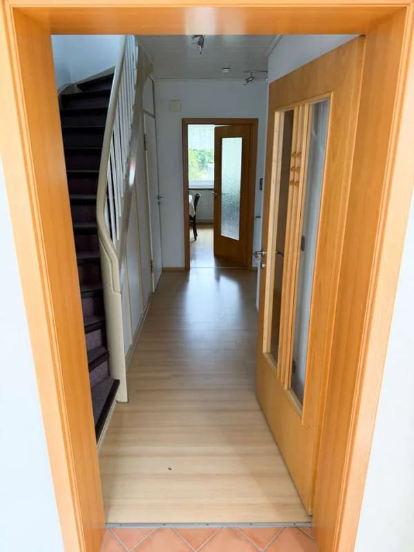 Immobilie in Bokensdorf - Idyllisches Einfamilienhaus am Feldrand in Bokensdorf - Grundstück mit Ausbaupotenzial/Bauland - Bild 2
