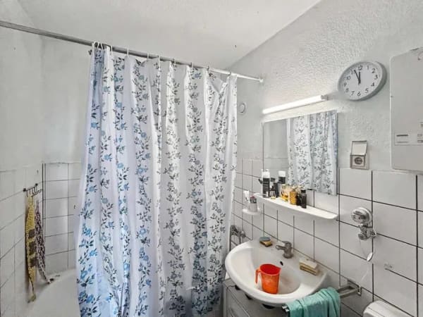 Immobilie in Erftstadt - Gepflegte 2-Zimmer Eigentumswohnung mit Balkon und Weitblick in Erftstadt-Liblar - Bild 4