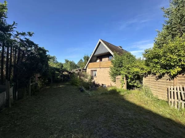Immobilie in Ahrensbök - Doppelhaus mit großem Gestaltungspotenzial – Rohbau & Modernisierung nach Ihren Wünschen - Bild 3