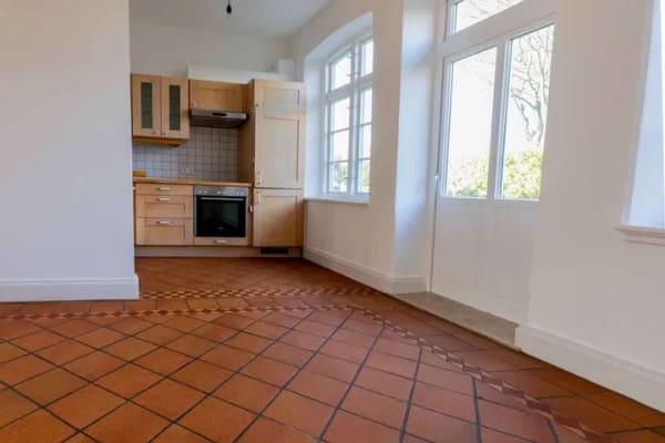 Immobilie in Osterby - Großzügige Erdgeschosswohnung in historischen Wohnhaus - Bild 3