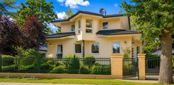 Immobilie in Mühlenbecker Land - Wohnen mit Stil – Exklusives Einfamilienhaus mit separatem Bürobereich - Bild 4