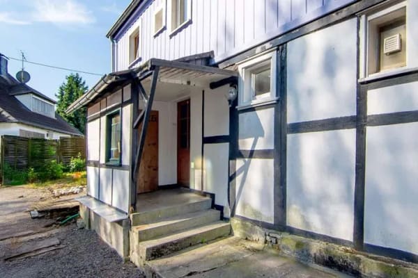 Immobilie in Burscheid - NICHT PERFEKT - ABER VIELLEICHT GENAU RICHTIG - - Bild 2