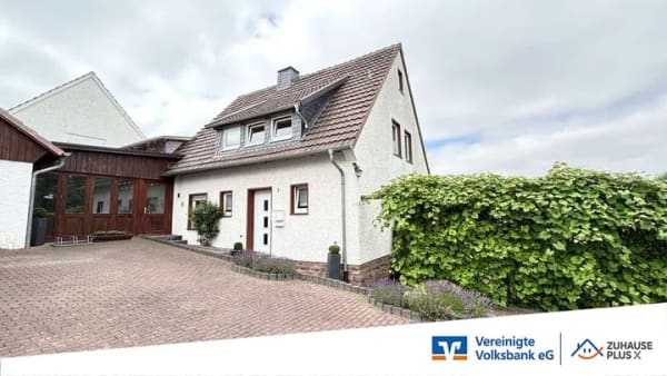 Immobilie in Borgentreich - Gepflegtes 1-2 Familienhaus mit schönem Grundstück u. reichlich Nutzfläche im Anbau! - Bild 1