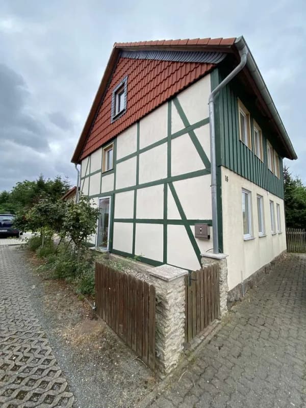 Immobilie in Ilsenburg - Charmantes Einfamilienhaus mit Potenzial in ruhiger Lage von Drübeck - Bild 0