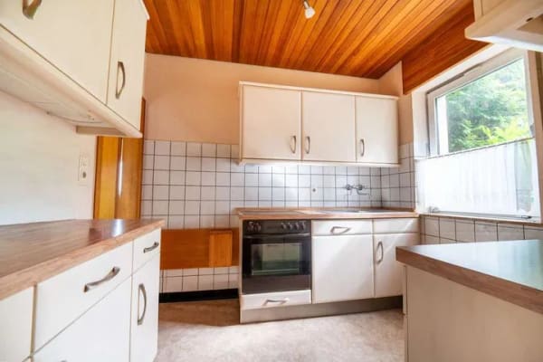 Immobilie in Löhne - Einfamilienhaus auf 2.293 m² großem Grundstück in Löhne - Bild 4