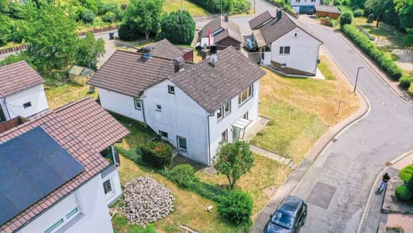 Immobilie in Berkatal - +++ Wohnen mit Weitblick – Einfamilienhaus mit Garten +++ - Bild 2