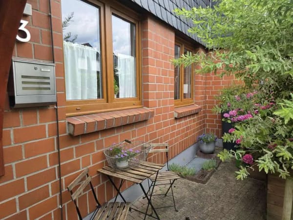 Immobilie in Horneburg - Modernes Wohlfühlen trifft Energieeffizienz: Ihr neues Familiendomizil in Horneburg - Bild 1