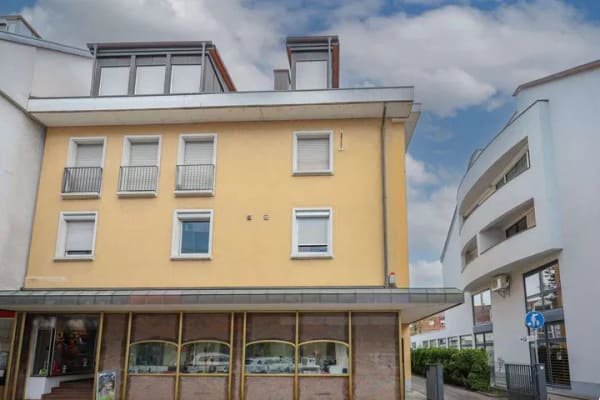 Immobilie in Rheinfelden (Baden) - Großzügige und helle 4-Zimmer-Eigentumswohnung - Zentral im Herzen von Rheinfelden  - Bild 0