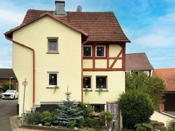 Immobilie in Guxhagen - Wohnen mit Charakter und Wohlfühlatmosphäre in Guxhagen-Ellenberg - Bild 0
