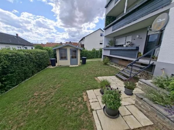 Immobilie in Niederstotzingen - Traumhafte Erdgeschosswohnung in kleiner Wohneinheit mit Gartenanteil - Bild 0