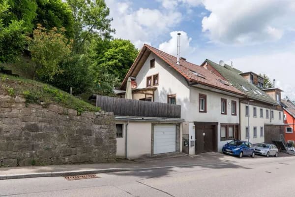 Immobilie in Stühlingen - Voll vermietetes Dreifamilienhaus in Stühlingen – Kapitalanlage mit stabilen Mieteinnahmen - Bild 0