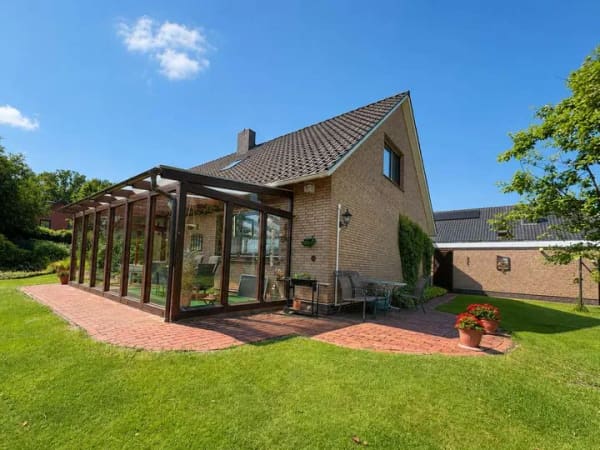 Immobilie in Großenkneten - Einfamilienhaus mit Garten in Großenkneten (OT Ahlhorn) zu verkaufen - Bild 0