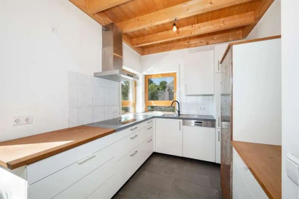 Immobilie in Owingen - Außergewöhnliches Zuhause mit Einliegerwohnung und einzigartigem Wohnatelier unter dem Dach - Bild 4