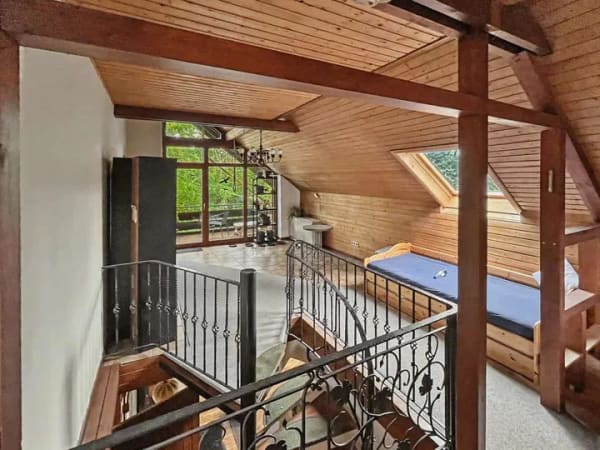 Immobilie in Gemünden - Natur genießen, Zuhause ankommen – Einfamilienhaus mit weitläufigem Gartengrundstück in Gemünden - Bild 2