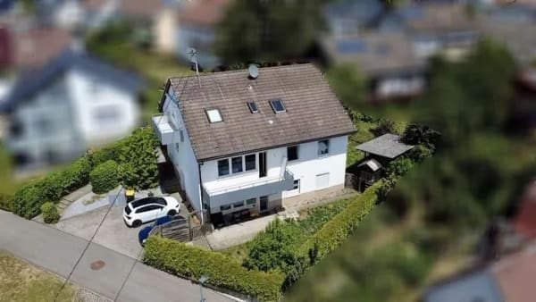 Immobilie in Aichtal - Modernisierer aufgepasst -3-FH in zentraler, aber ruhiger Lage von Grötzingen - Bild 0
