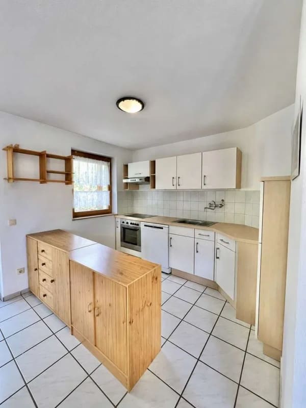 Immobilie in Ühlingen-Birkendorf - Attraktives Dreifamilienhaus mit Blick ins Grüne - Bild 1