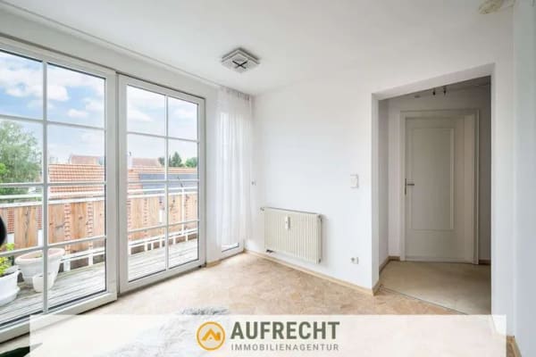 Immobilie in Markt Indersdorf - A U F R E C H T °LEBEN AM MARKTPLATZ° großzügige 3 Zi.-Wohnung mit Balkon - Bild 2