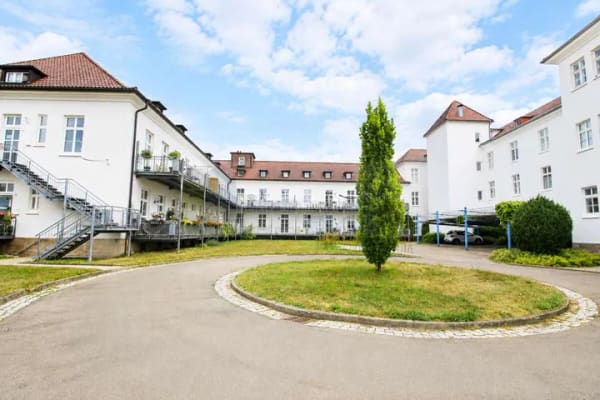 Immobilie in Donaueschingen - Stilvolle Kapitalanlage im historischen Lazarett in Donaueschingen: 2,5 Zimmer-ETW - helle Räume, ho - Bild 0