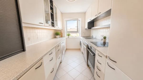 Immobilie in Göppingen - Wohnkomfort trifft Investment: Helle 4,5-Zimmer-Wohnung mit drei Schlafzimmern und sonnigem Balkon! - Bild 1