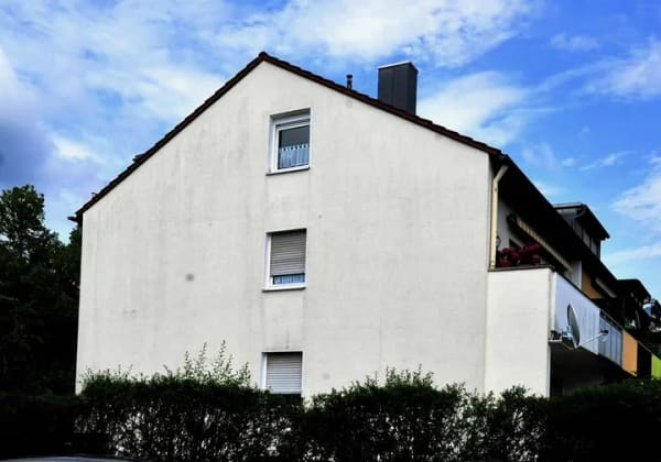 Immobilie in Feucht - Zentralgelegenes Mehrfamilienhaus in Feucht - Bild 1