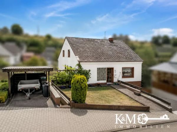 Immobilie in Volkesfeld - Viel Platz für die Familie: Einfamilienhaus mit Einliegerwohnung und großem Grundstück - Bild 2
