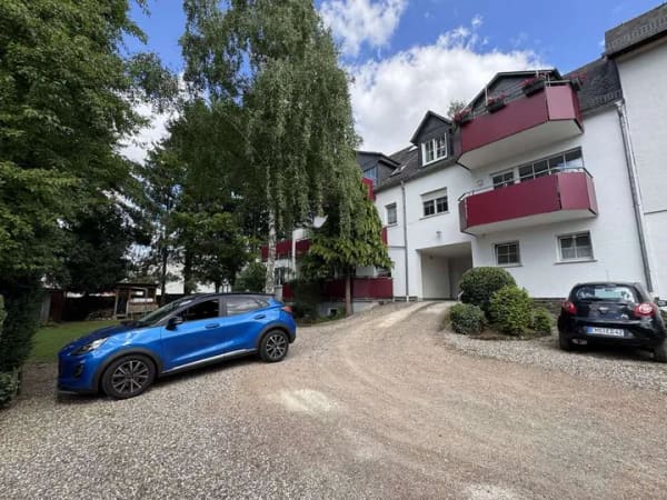 Immobilie in Nastätten - Stilvolle Erdgeschosswohnung mit großem Balkon und Blick ins Grüne - Bild 3