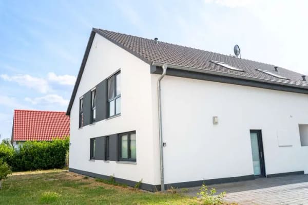 Immobilie in Ilshofen - Moderne Penthousewohnung mit Dachterrasse und zwei Stellplätzen - Bild 1