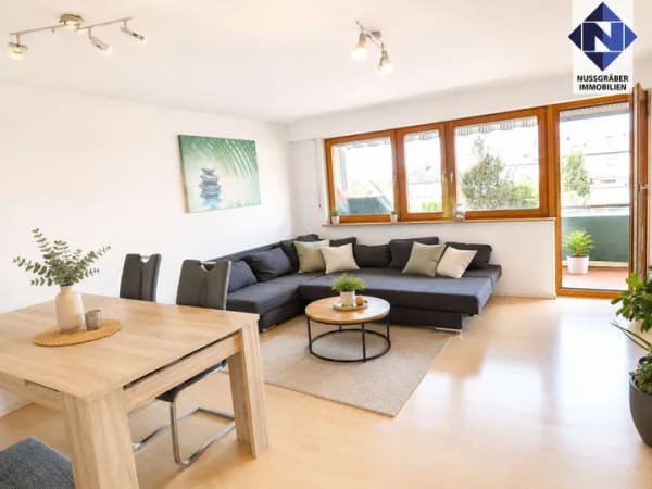 Immobilie in Reichenbach an der Fils - Wohnen mit Weitblick – gepflegte 3,5-Zimmer-Wohnung mit zwei Balkonen und Garage - Bild 1