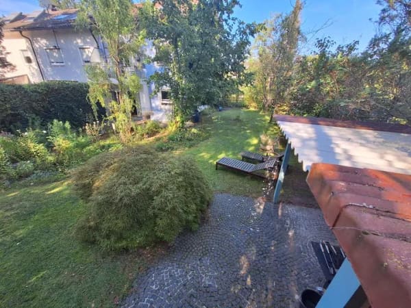 Immobilie in Hohenbrunn - Reiheneckhaus auf sonnigem Grundstück mit großem grünem Garten  Erbpacht – provisionsfrei direkt vom - Bild 2