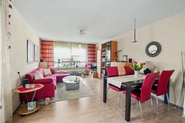 Immobilie in Stein - Helle 2,5-Zimmer-Wohnung mit Süd/West-Balkon und Stellplatz in Stein bei Nürnberg - Bild 3