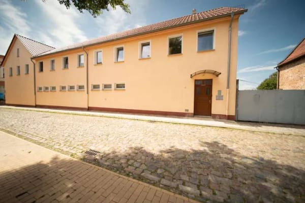 Immobilie in Grimmen - Mehrfamilienhaus mit Gewerbeeinheit im Zentrum - Bild 3