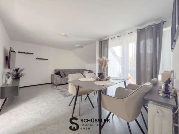 Immobilie in Unterensingen - Attraktive 3-Zimmer-Dachgeschosswohnung mit EBK & Balkon in Unterensingen - Bild 1