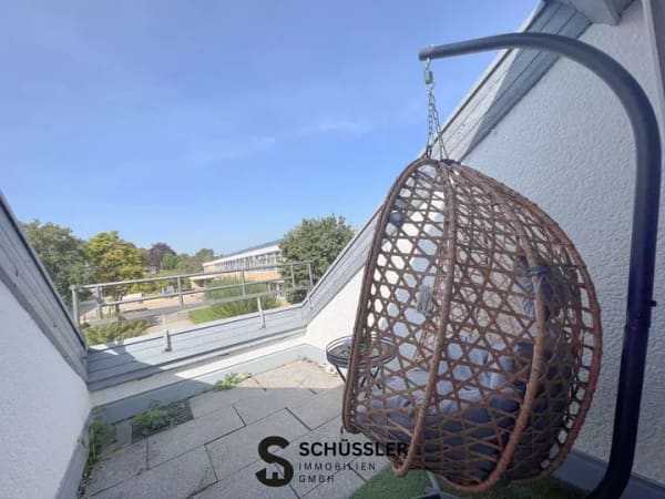 Immobilie in Unterensingen - Attraktive 3-Zimmer-Dachgeschosswohnung mit EBK & Balkon in Unterensingen - Bild 3