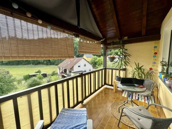 Immobilie in Wenzenbach - 2 ZKB - top in Schuss mit schönem Balkon und Aussicht - Bild 1