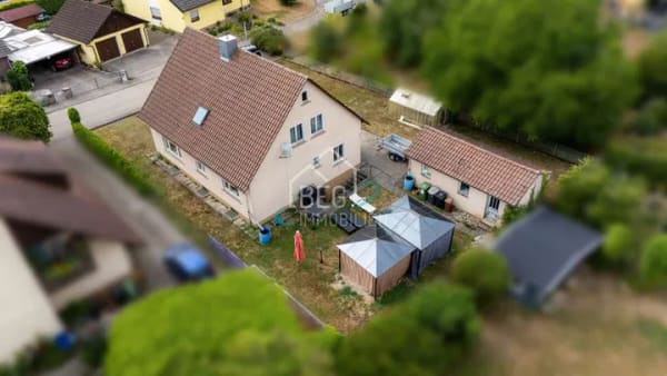 Immobilie in Kupferzell - Viel Raum für Familie und eigene Wohnideen - Bild 2