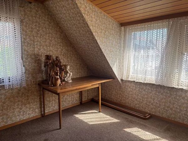 Immobilie in Bönnigheim - Freistehendes Einfamilienhaus mit tollem Grundstück - Bild 2