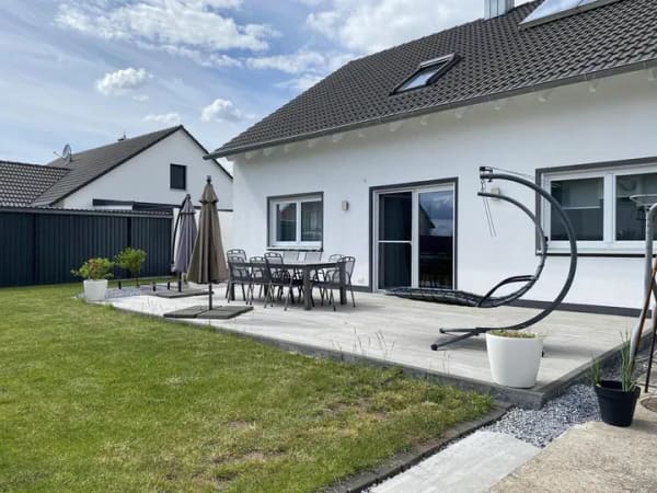 Immobilie in Weidenbach - Neuwertiges Familiendomizil in begehrter Wohnlage - Bild 0