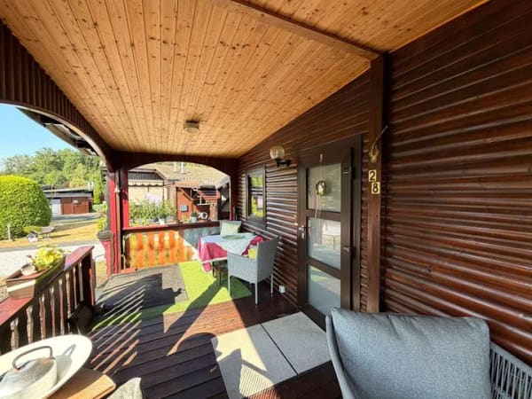 Immobilie in Mittelhof - Gepflegtes Ferienhaus mit Carport und Veranda - Erstwohnsitz möglich! - Bild 3