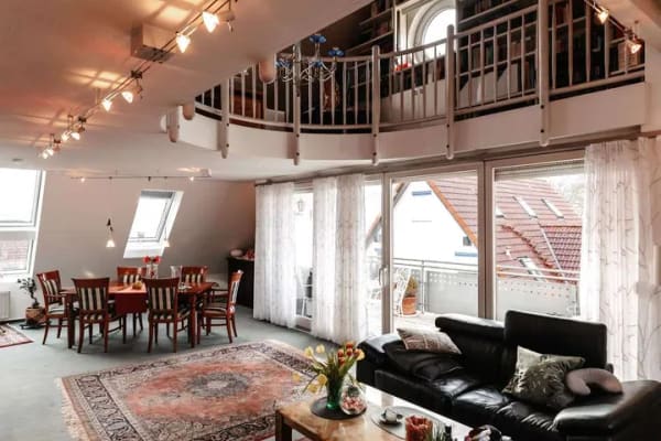 Immobilie in Simmozheim - Wohnen mit Penthouse-Feeling| Exklusive Maisonettewohnung mit Galerie| 2 Bäder en Suite + Südbalkon - Bild 1