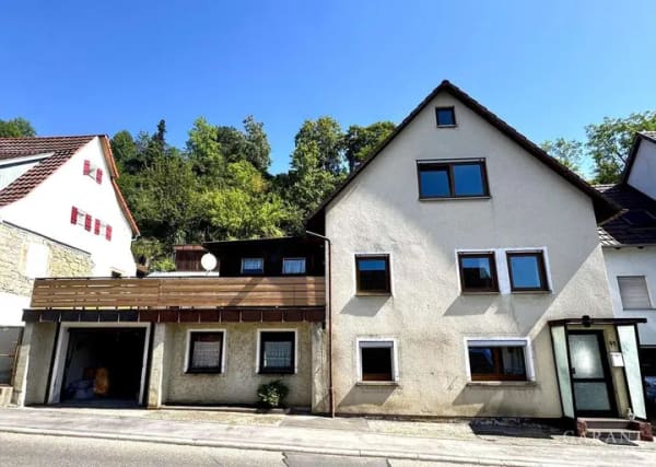 Immobilie in Ammerbuch - Charmantes Einfamilienhaus in Ammerbuch-Reusten ... - Bild 0