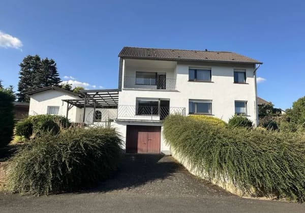 Immobilie in Nideggen - Freistehendes Einfamilienhaus in wunderbarer Lage von 52385 Nideggen-Wollersheim - Bild 0