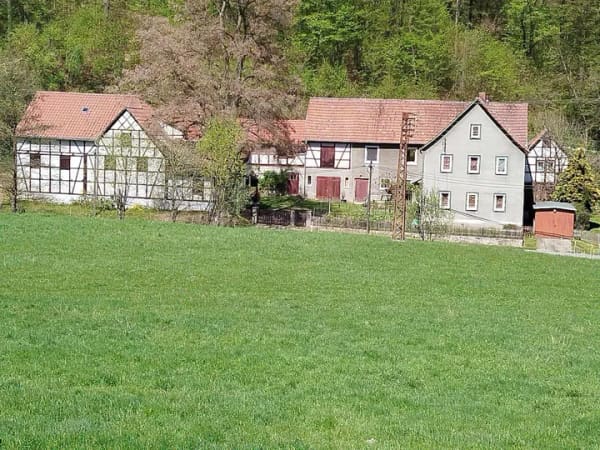 Immobilie in Krölpa - Charmanter 3-Seitenhof mit Scheune und 2 Wohneinheiten in Krölpa-Friedebach - Bild 0