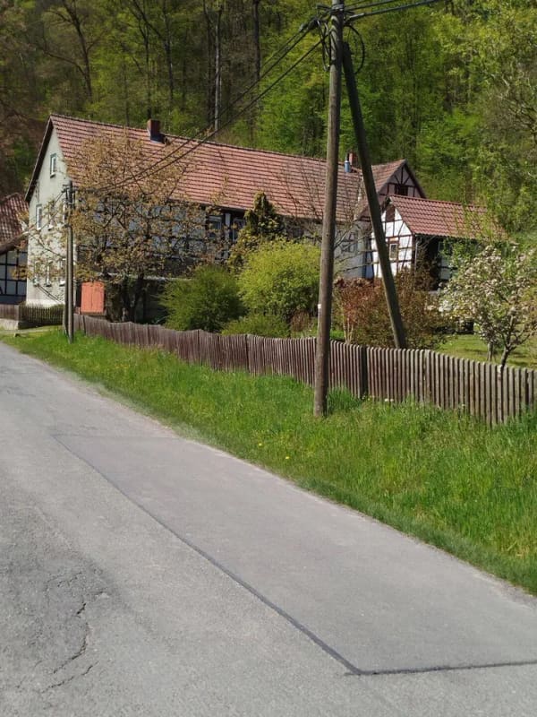 Immobilie in Krölpa - Charmanter 3-Seitenhof mit Scheune und 2 Wohneinheiten in Krölpa-Friedebach - Bild 2