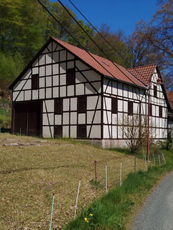 Immobilie in Krölpa - Charmanter 3-Seitenhof mit Scheune und 2 Wohneinheiten in Krölpa-Friedebach - Bild 3