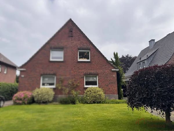 Immobilie in Rheine - IMMOBILIEN GUMNIOR präsentiert: charmante Doppelhaushälfte auf einem Erbpachtgrundstück in ruhiger Lage von Rheine - Bild 1