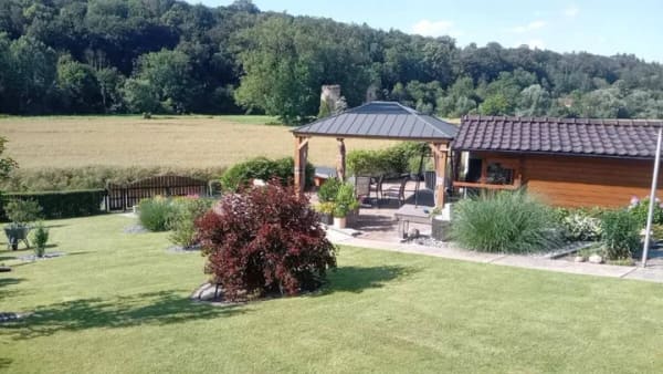 Immobilie in Büren - Wohnen im Grünen - Zweifamilienhaus mit außergewöhnlich schöner Gartengestaltung - Bild 2